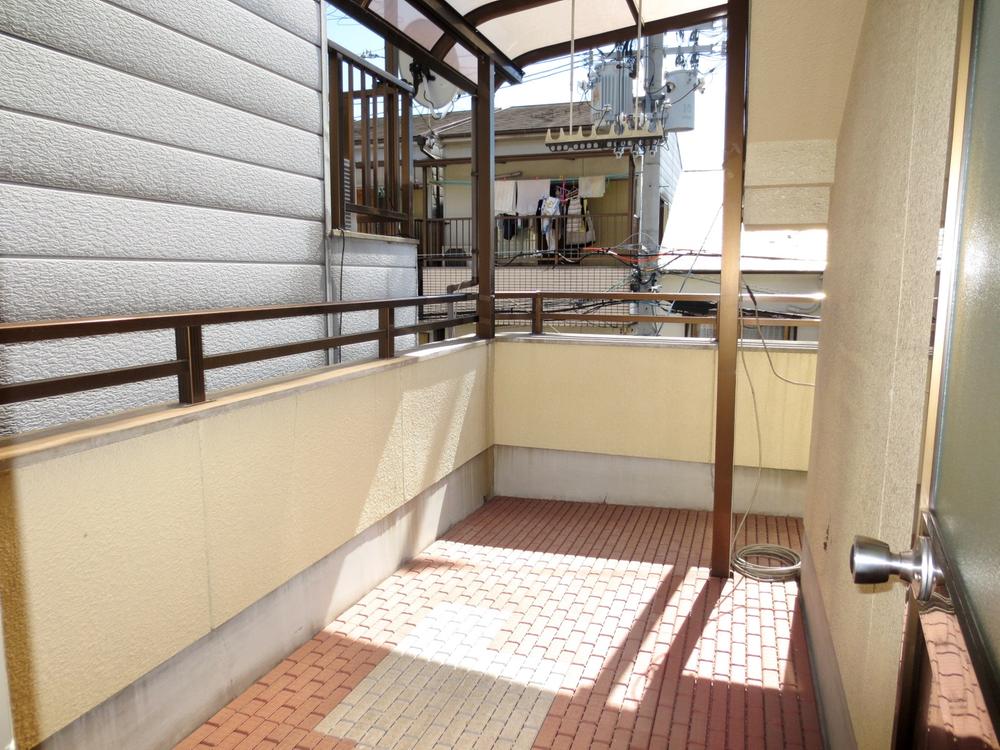 Balcony. Indoor (10 May 2013) Shooting