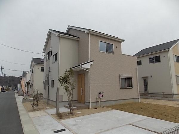 Same specifications photos (appearance). Convenient parking space two possible even when the visitor