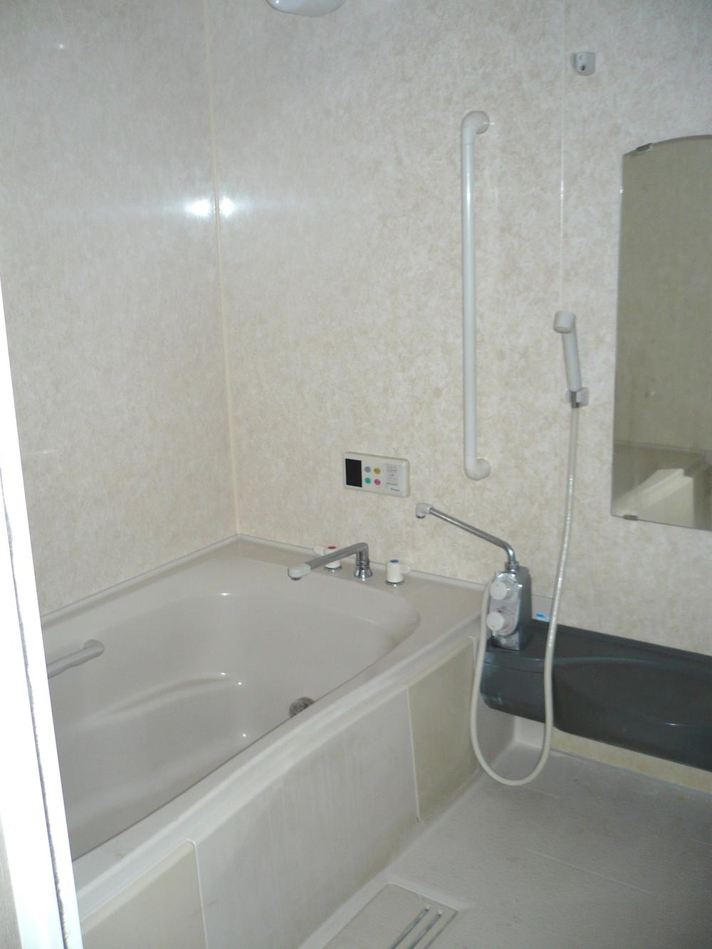 Bathroom. Indoor (September 2013) Shooting