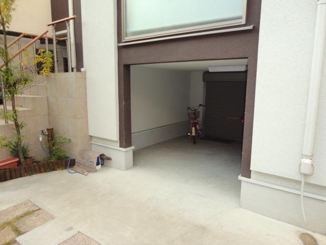 Other. Bicycle: local (11 May 2013) Shooting