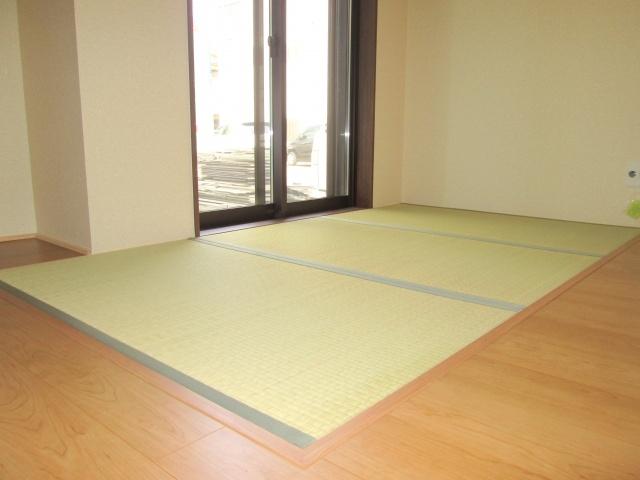 Living. It is best when a little want to be next to