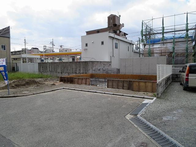 Local appearance photo. Local (11 May 2013) Shooting