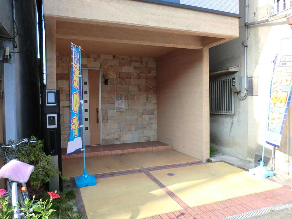 Parking lot. Local (September 2012) shooting