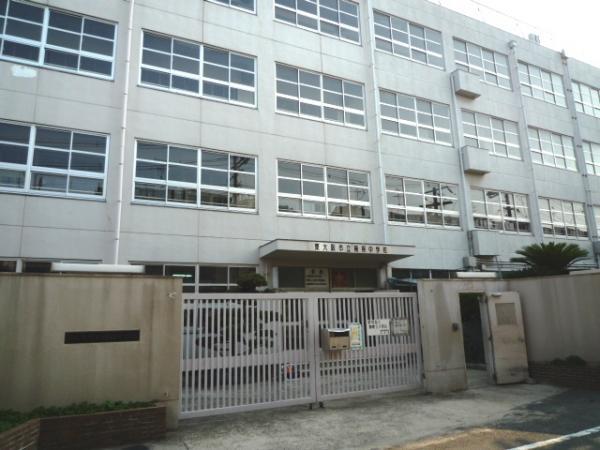 Junior high school. Pilfered until junior high school 500m