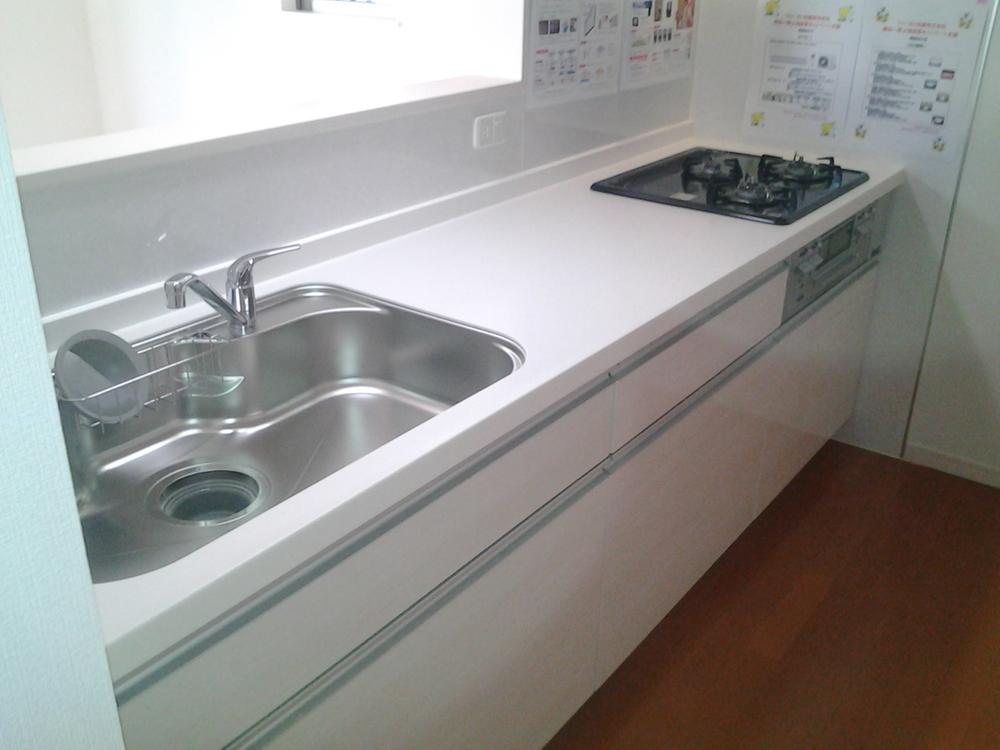 Kitchen. Happy face-to-face kitchen