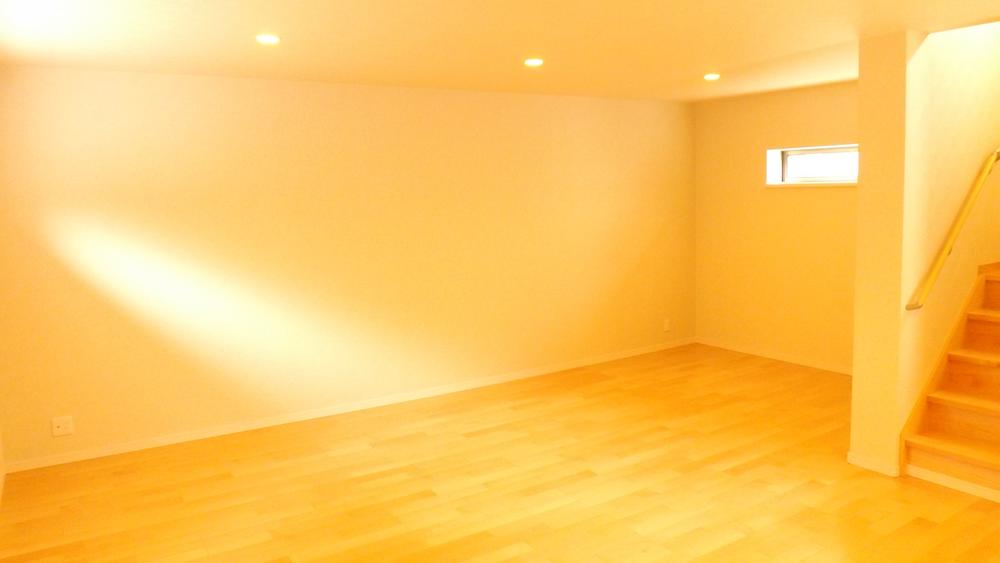 Other introspection. Local photo (multi-room)