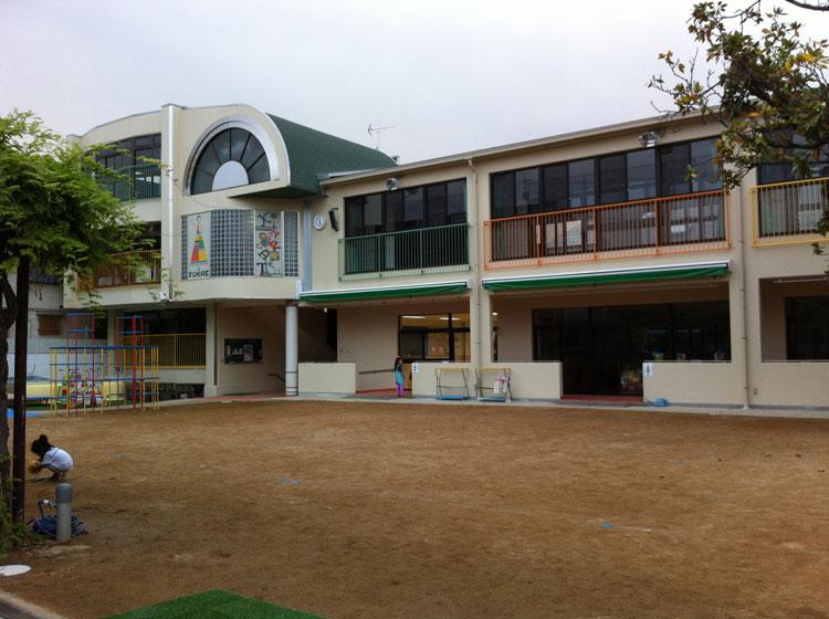 kindergarten ・ Nursery. 320m drop off and pick up until Shinfukae kindergarten is all right distance on foot