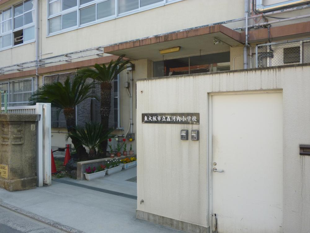 Primary school. 375m to forest Kawachi Elementary School