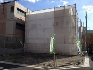 Local appearance photo. Local (11 May 2013) Shooting