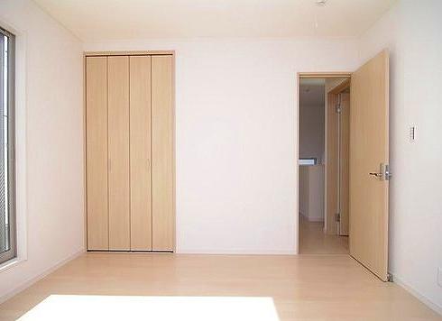 Non-living room. Example of construction