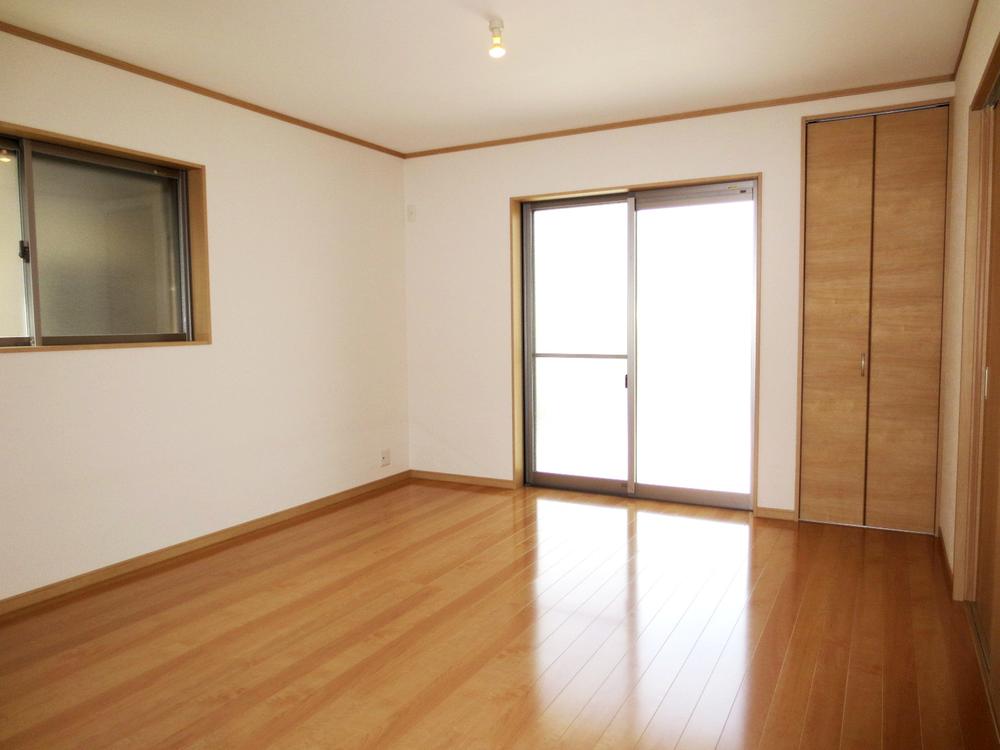 Living. Indoor (June 2013) Shooting