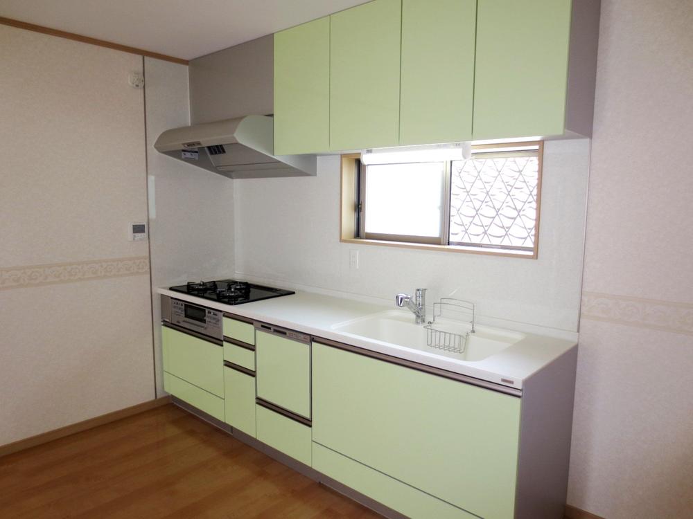 Kitchen. Indoor (June 2013) Shooting