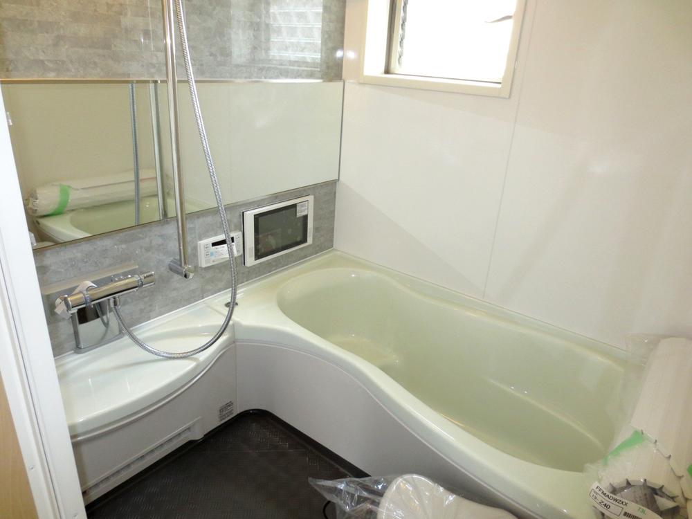 Bathroom. Indoor (June 2013) Shooting