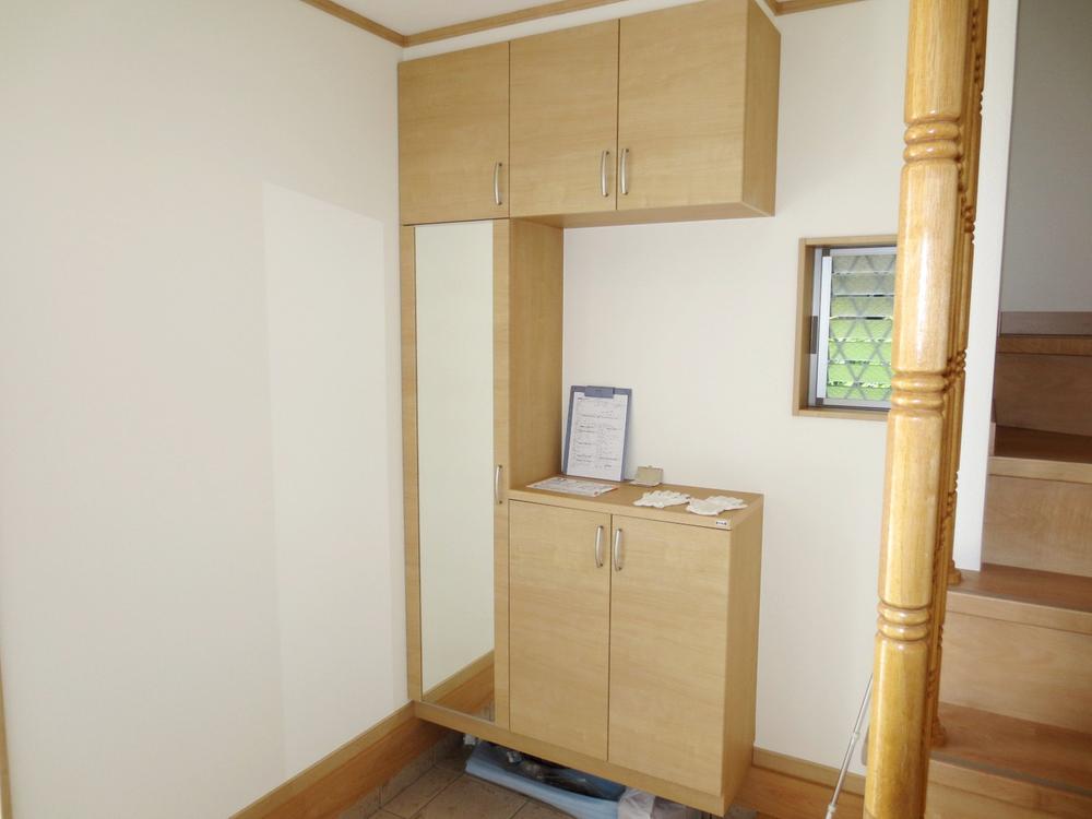 Entrance. Indoor (June 2013) Shooting