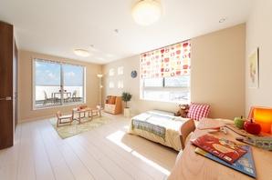 After 10 years or after 15 years, It is possible to put a partition wall for free, The company popular "Floor Free reform plan" (model house)