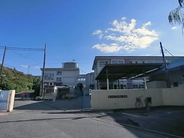 Primary school. 337m until Sugawara east elementary school