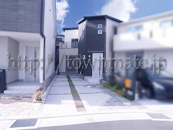 Local appearance photo. Appearance of calm hue