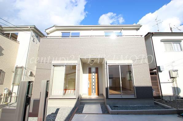 Local appearance photo. Car three You can park!