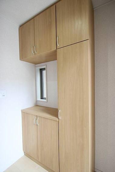 Receipt. Large shoe box equipped! !