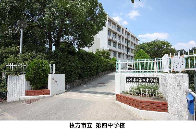 Junior high school. It is likely marked with physical strength by the school of 1000m every day until the fourth junior high school.