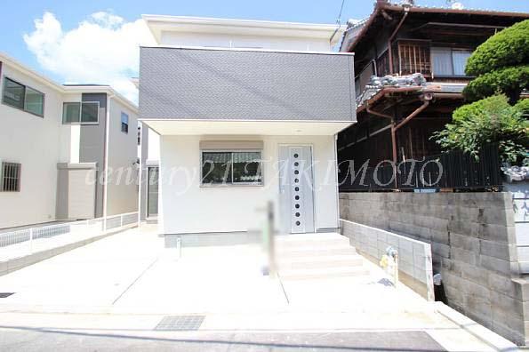 Local appearance photo. Bright appearance.  Exposure to the sun, Ventilation is also good.