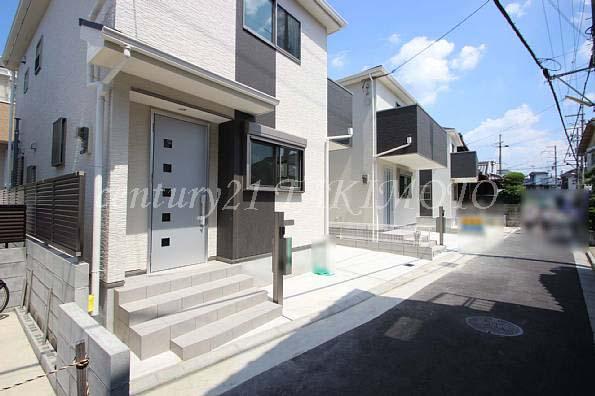 Local photos, including front road. It is south road! !