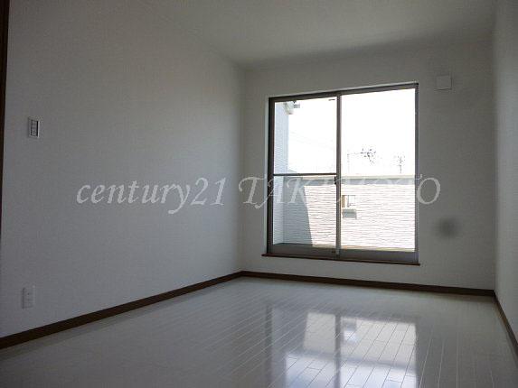 Same specifications photos (Other introspection). Bright Western-style rooms facing the south!