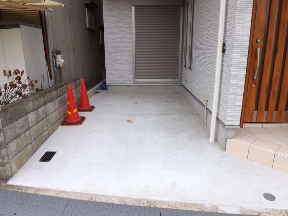 Parking lot. Local photo (parking space)