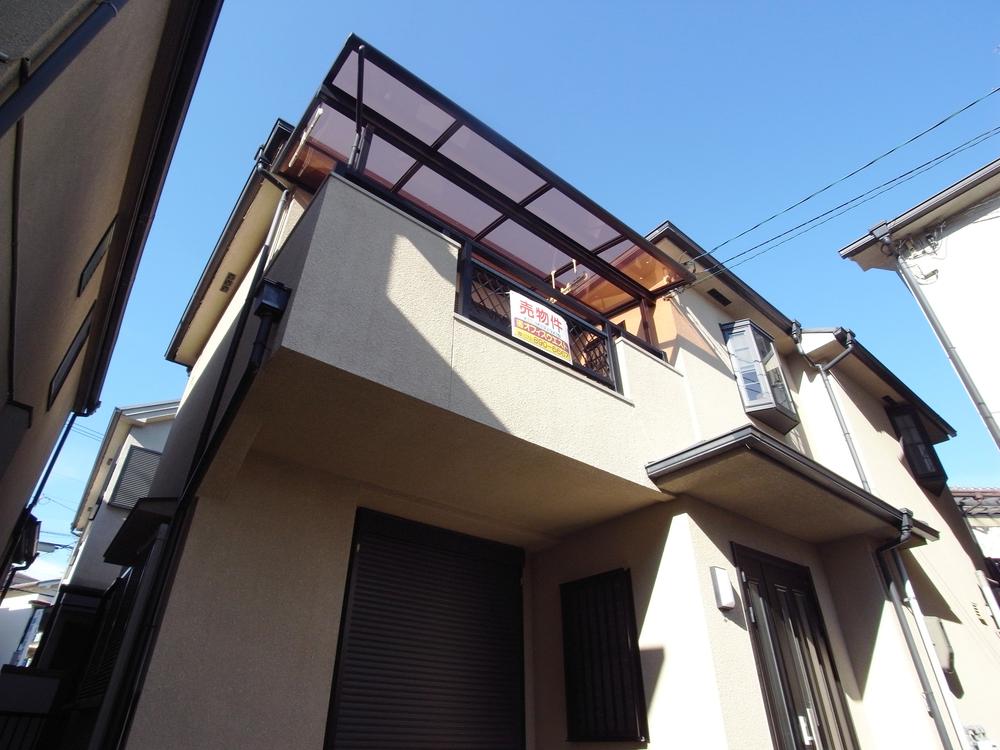 Local appearance photo. Local (11 May 2013) Shooting