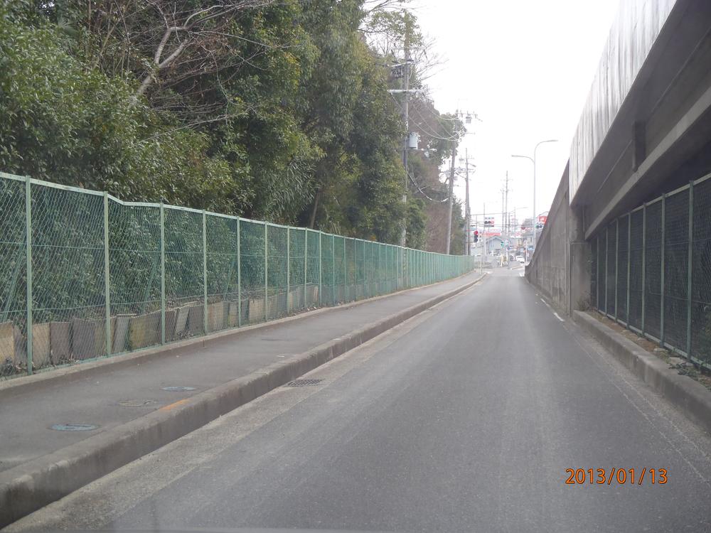 Local photos, including front road. Local (January 2013) Shooting