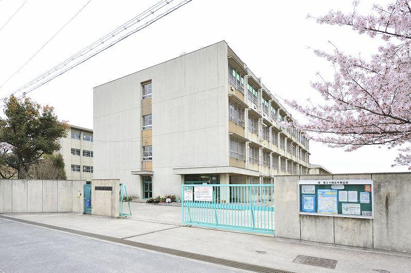 Junior high school. Hirakata Tatsusugi until junior high school 2238m