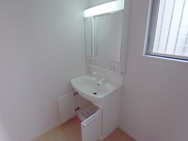Wash basin, toilet. Production space of high quality is a room (same specification washbasin)