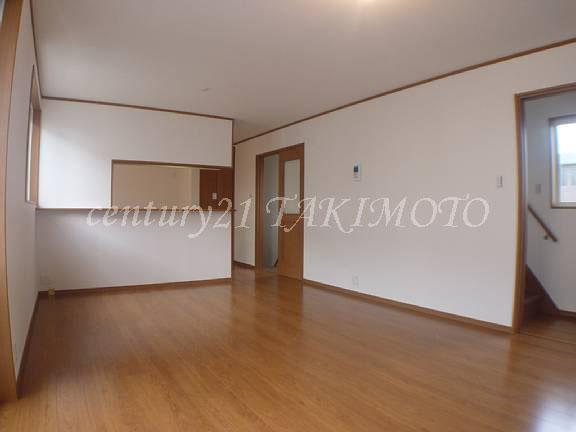 Same specifications photos (living). Open-minded LDK! !