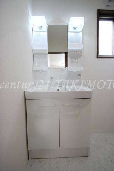 Wash basin, toilet. Convenient high-performance wash basin! !