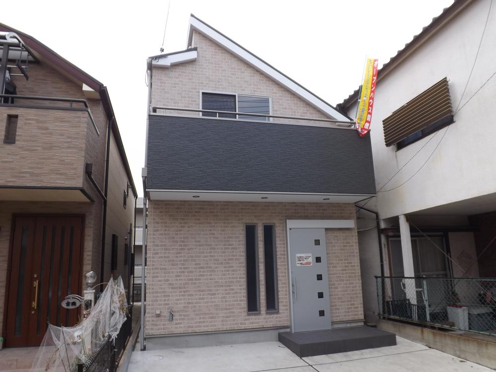 Local appearance photo. It is a quiet residential area! 