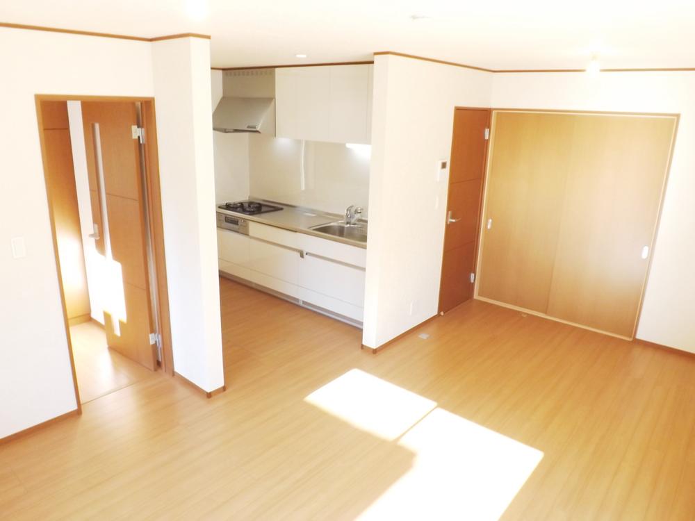 Living. Local photos (living) Unnecessary and easy care wax!