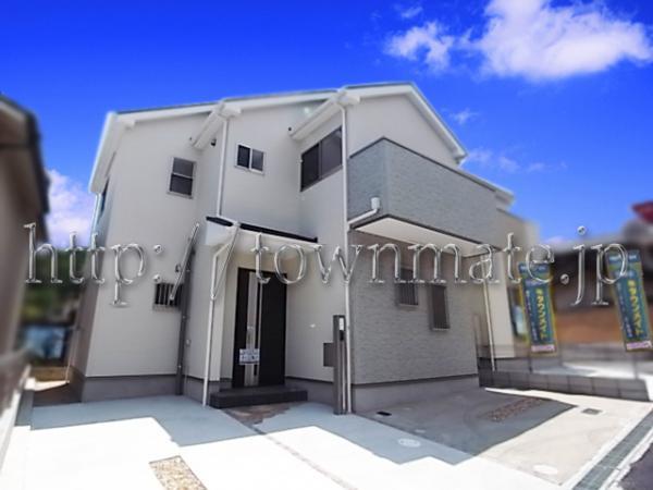 Same specifications photos (appearance). Bright and beautiful appearance It is also attractive not come in tired (same specifications appearance)