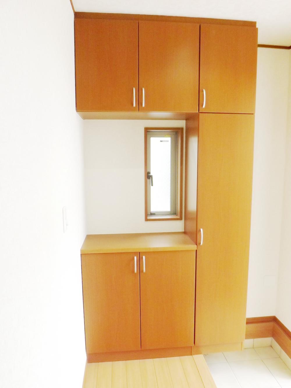 Same specifications photos (Other introspection). Same specifications photos (entrance)