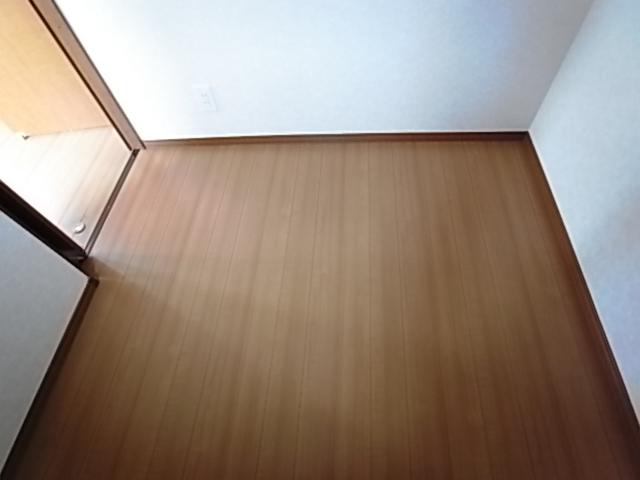 Receipt. Not troubled for storage of the season off in with a closet (same specifications storage)