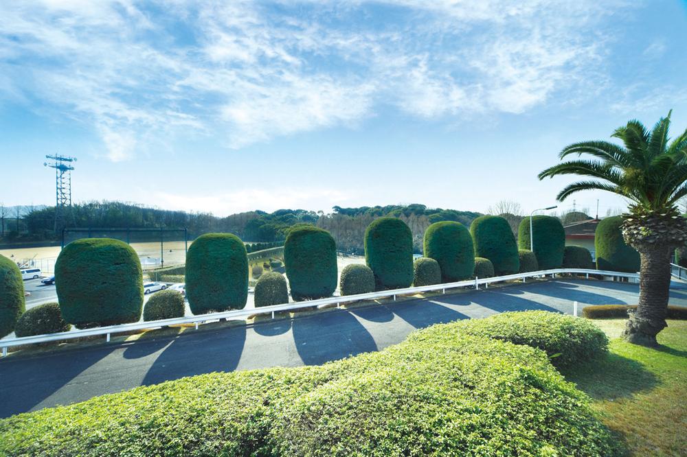 park. 80m to Yamadaikekoen