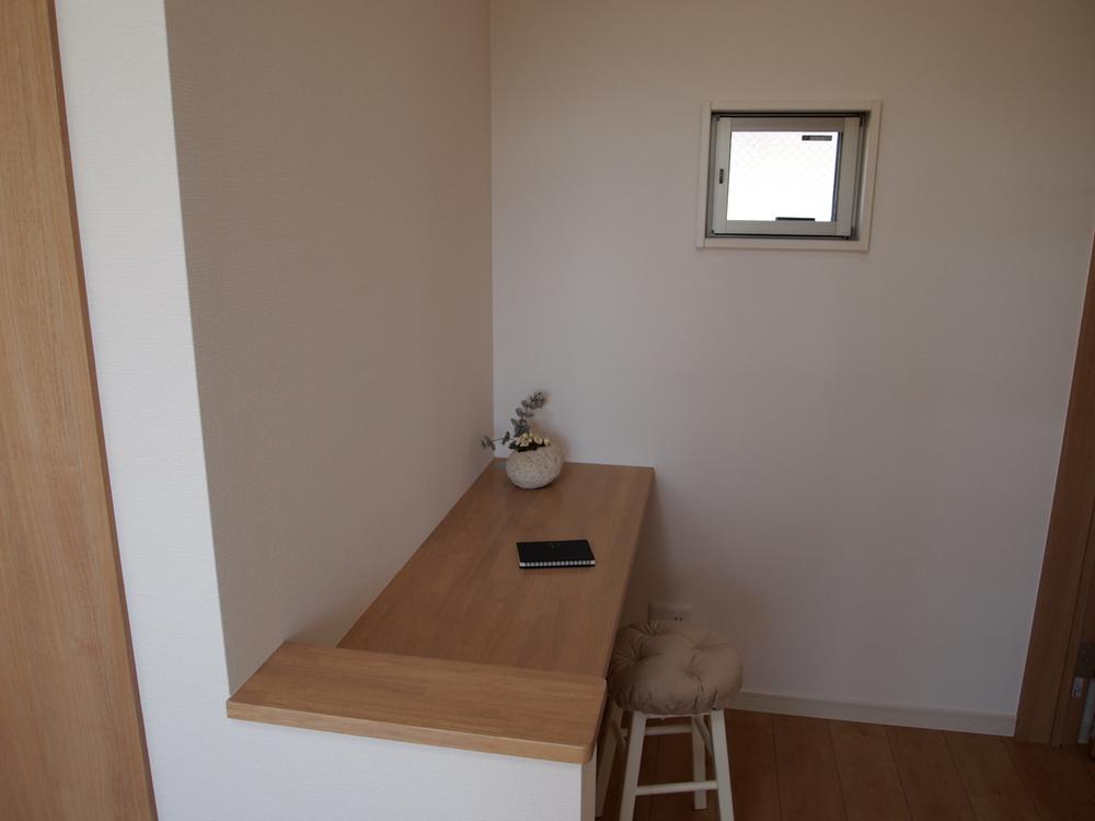 Other introspection. D No. land model house