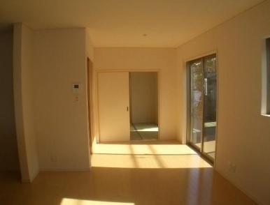 Living. Local photos (living) Unnecessary and easy care wax!