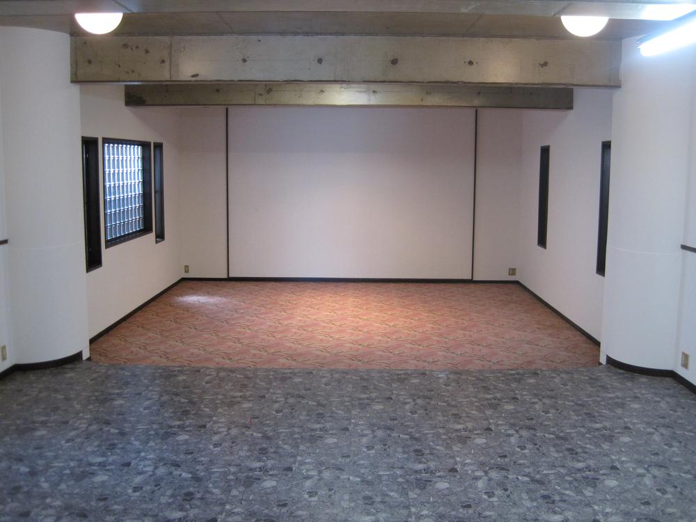 Non-living room. First floor floor