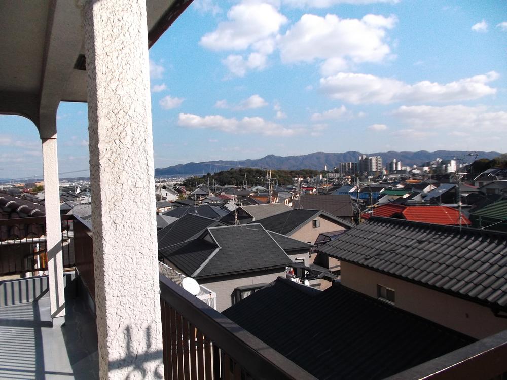 View photos from the dwelling unit. View from the site (November 2013) Shooting