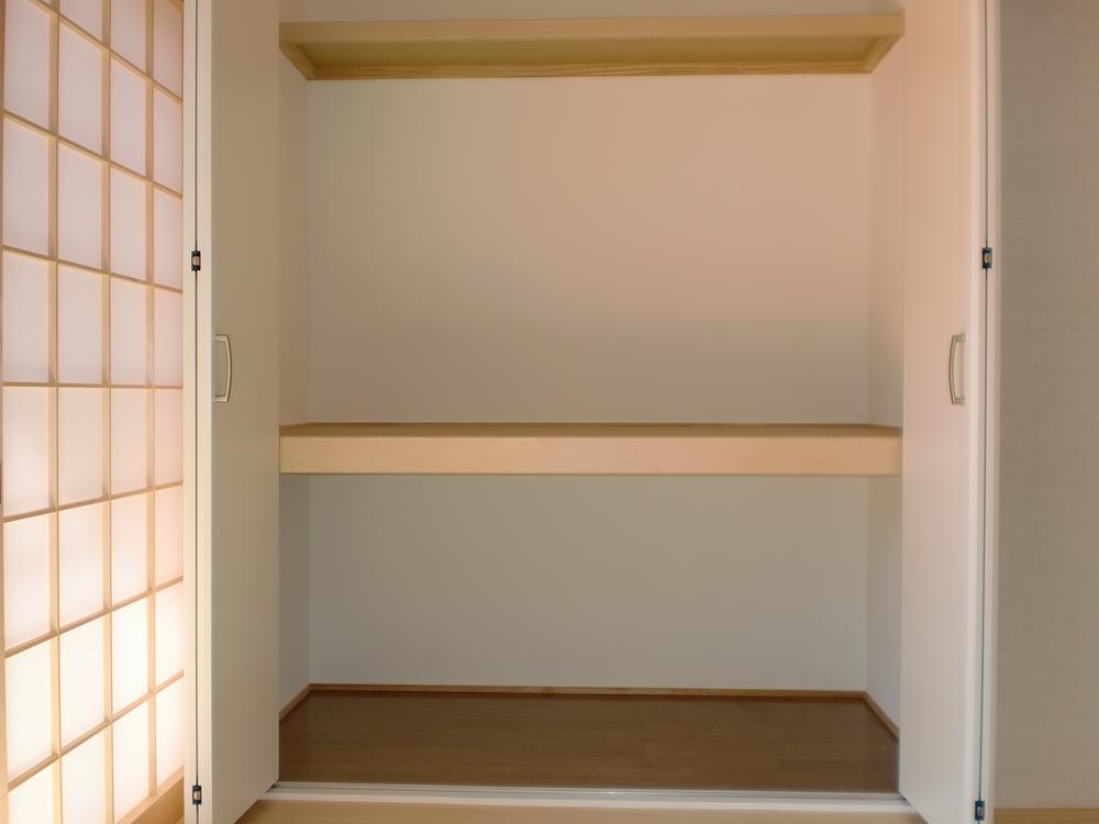 Receipt. Indoor (10 May 2012) shooting