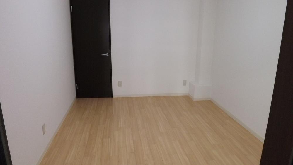 Other Equipment. There is a president's office and multi-purpose spaces to the right back! 