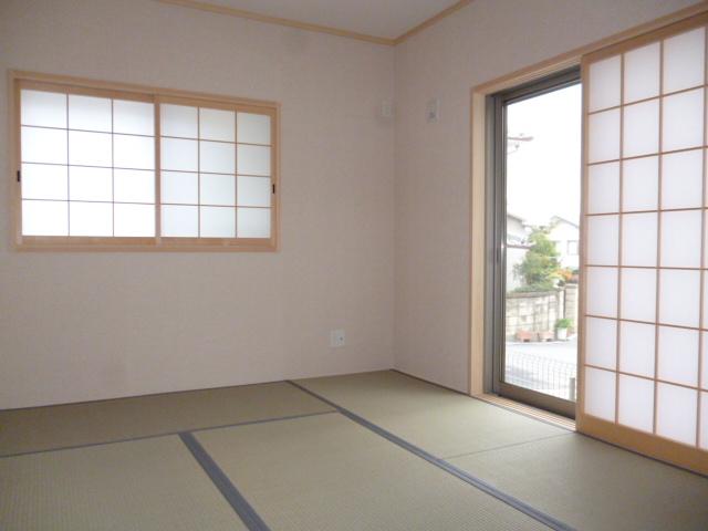 Non-living room. No. 1 Location: Japanese-style room 6 quires