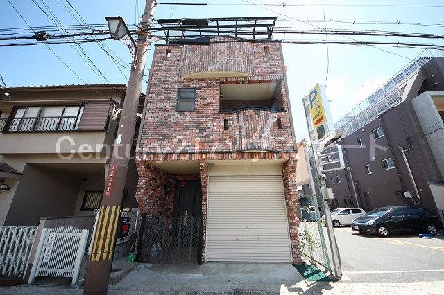 Local appearance photo. Local (2013 November) because there is space before shooting entrance You can use it as a parking lot.