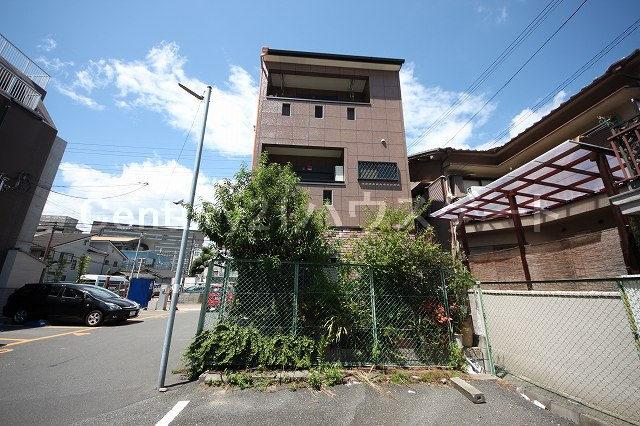 Balcony. Local (11 May 2013) Shooting