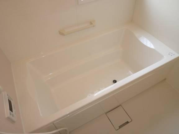 Same specifications photo (bathroom). It is a bathroom of 1 pyeong size. Tub is also wide.